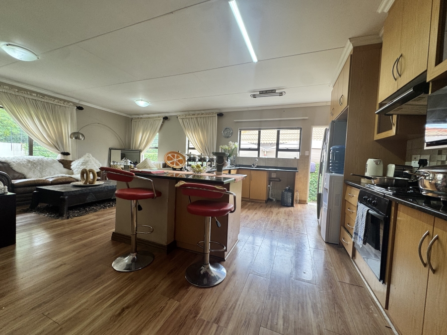 3 Bedroom Property for Sale in Wilkoppies North West